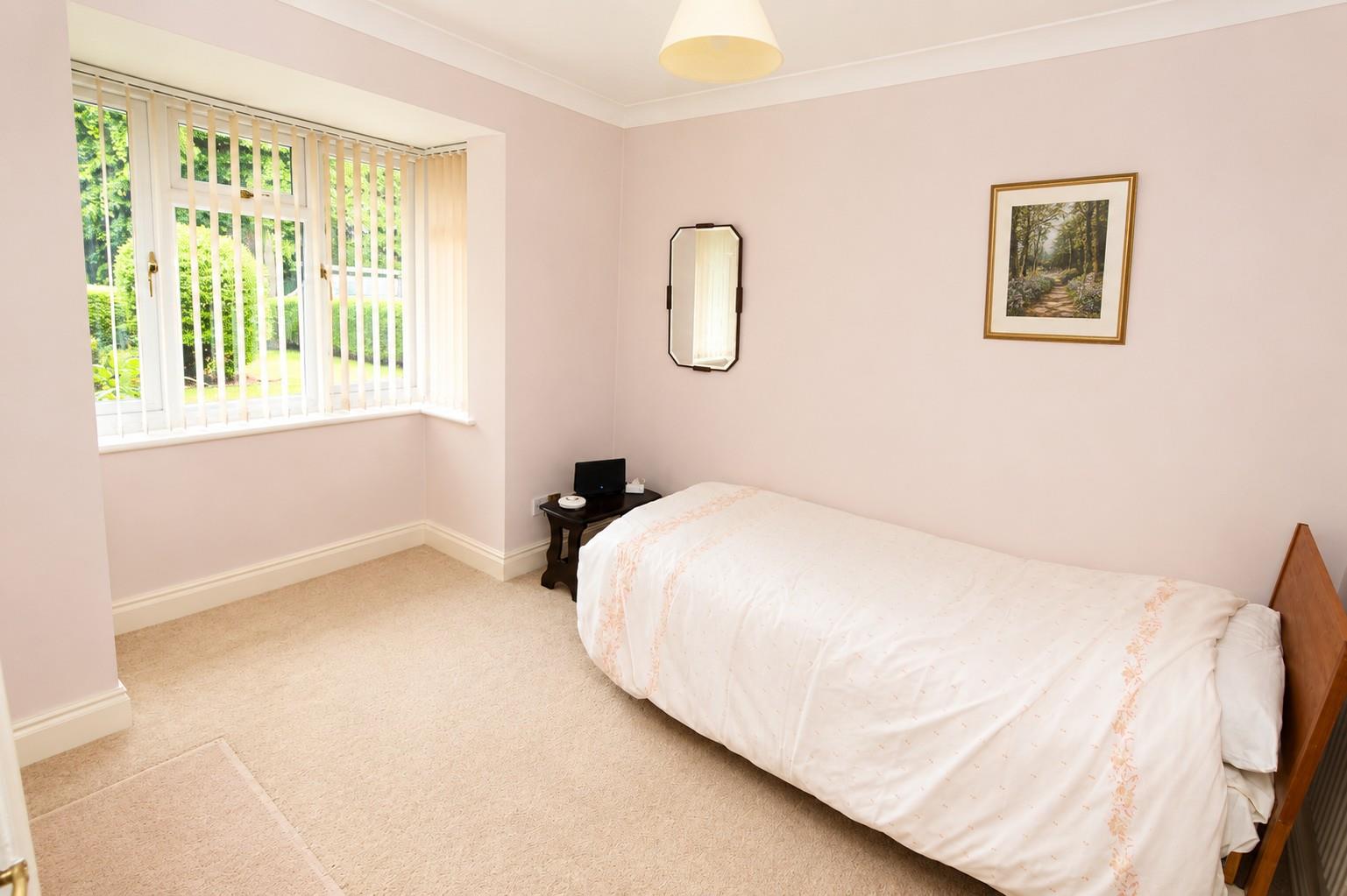 Carew Close, Tilehurst, Reading